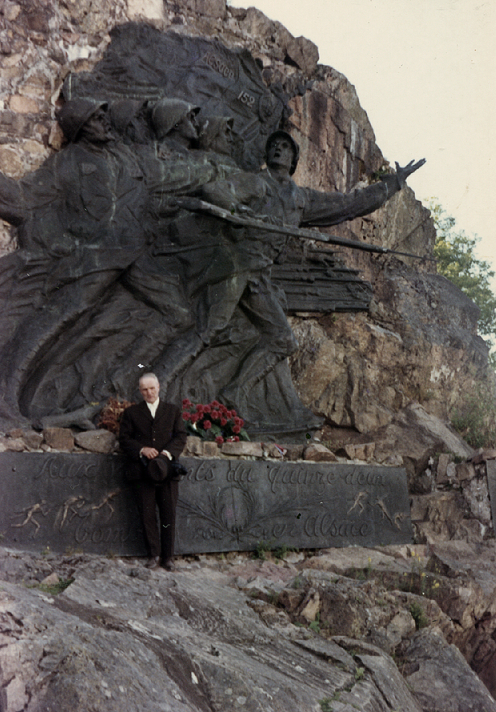 07 denkmal am hartmannsweilerkopf