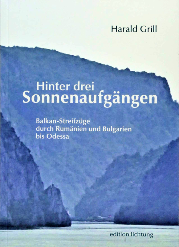Hinter drei Buch w