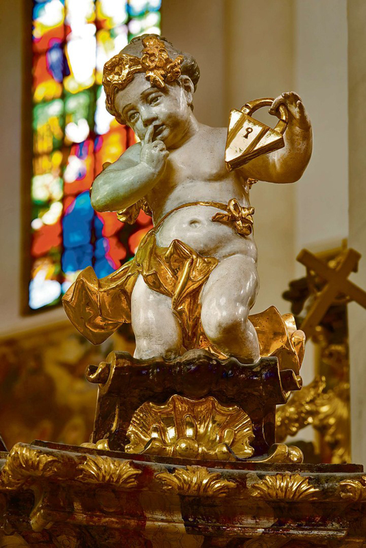 Kirchenf St Jakob2 engerl