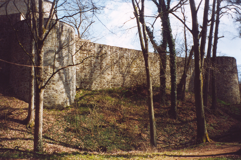 b21_san_burg_aussen