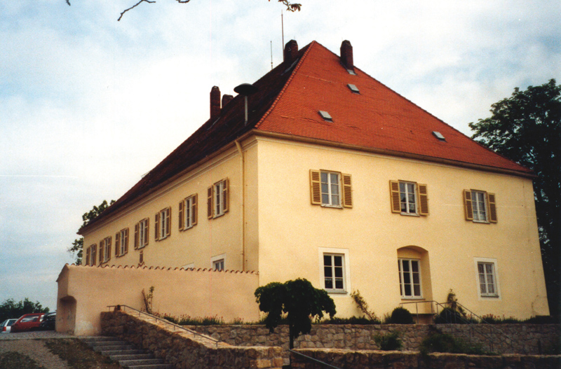 m10 vg