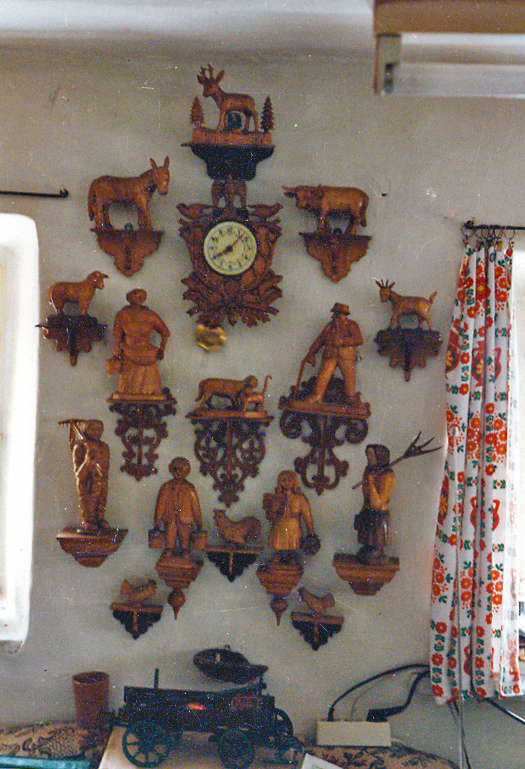Sch 10 gschnitzte Figuren
